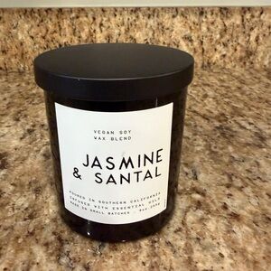 New Leoben Co JASMINE & SANTAL Single Wick 9 OZ Vegan Soy Wax Candle